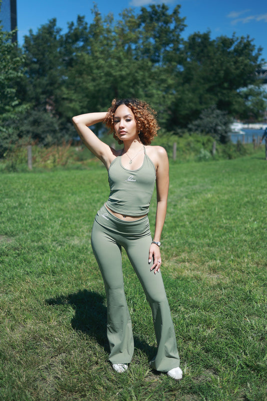 🌿 Evergreen Aura